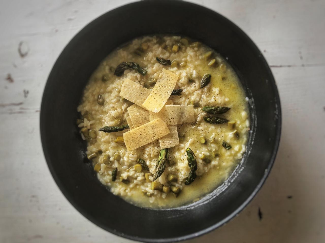 Ανοιξιάτικο Risotto με Σπαράγγια