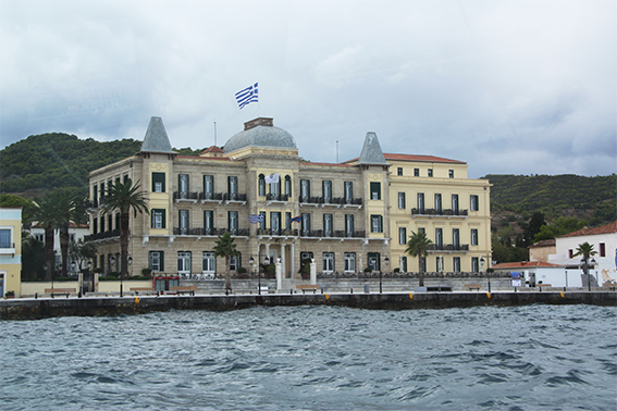 Σπέτσες