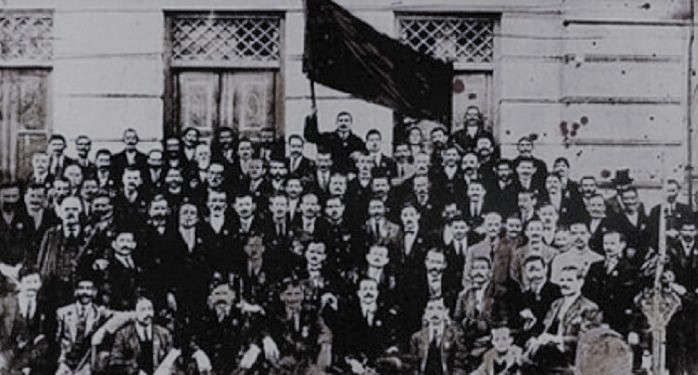 1923
